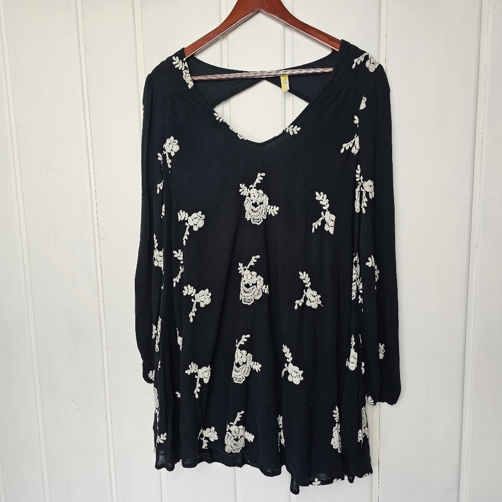 Free People Embroidered Floral Austin Black White Mini Dress Small